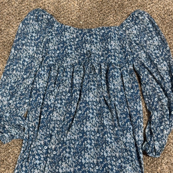 Off the shoulder dress - Picture 1 of 1